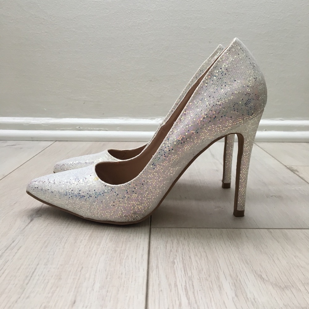 Elegant White Glitter Pointed-Toe Stiletto Heels